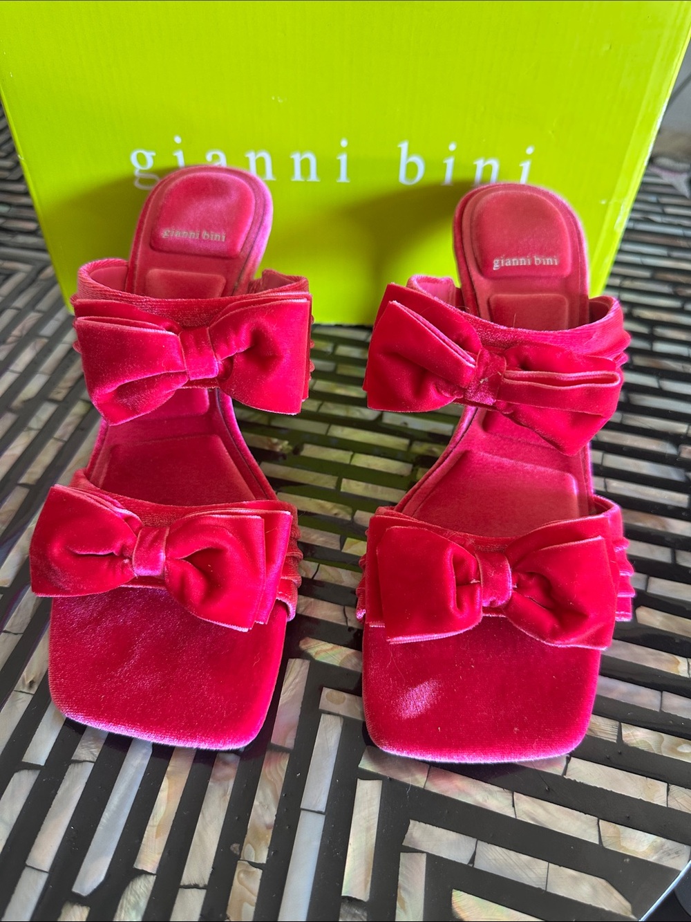 Gianni Bini Pandorah Celia Pink Velvet Bow Slide Sandals